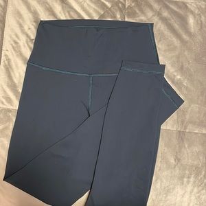 Lululemon submarine wunder train 25”